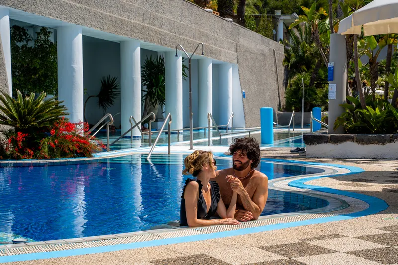 Thermal pools on terraces