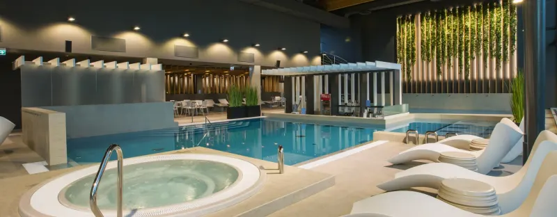 Pool and sauna centre