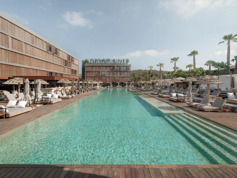 Pool with loungers