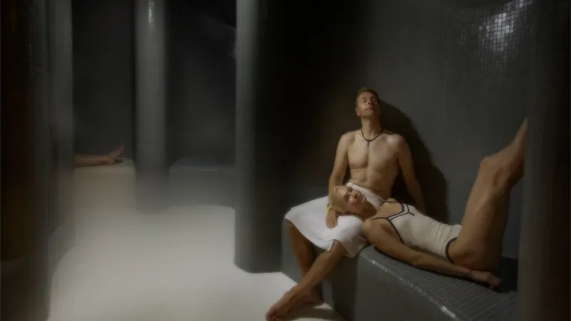 Steam sauna