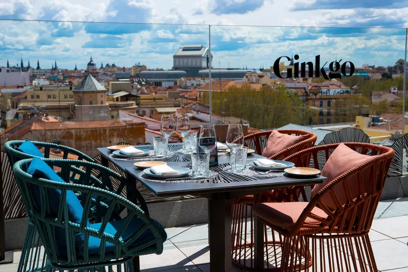 Ginkgo restaurant terrace
